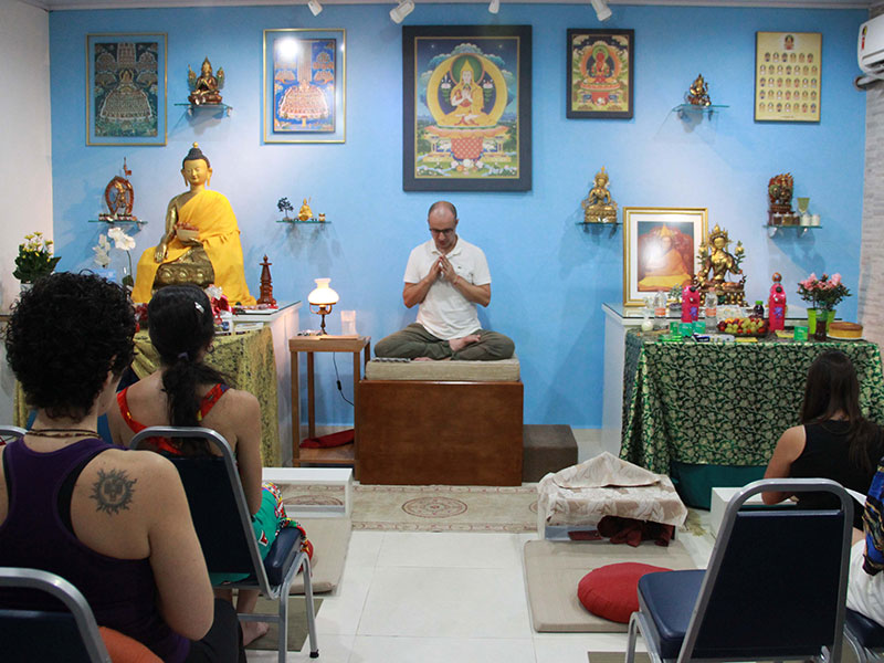 Aulas de Meditação e Budismo Moderno em Santos